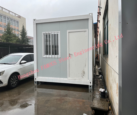 Modern flat pack folding prefabricated luxury robust weatherproof container house 20ft prefab residence for sale