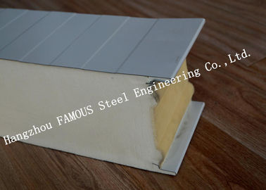 Environment Protection PU Sandwich Insulated Panels Water Resistant for Wall Systems